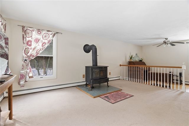 37 Anan Wade Road, Glocester, RI 02857