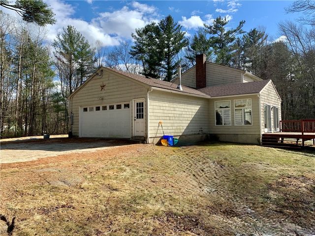 37 Anan Wade Road, Glocester, RI 02857