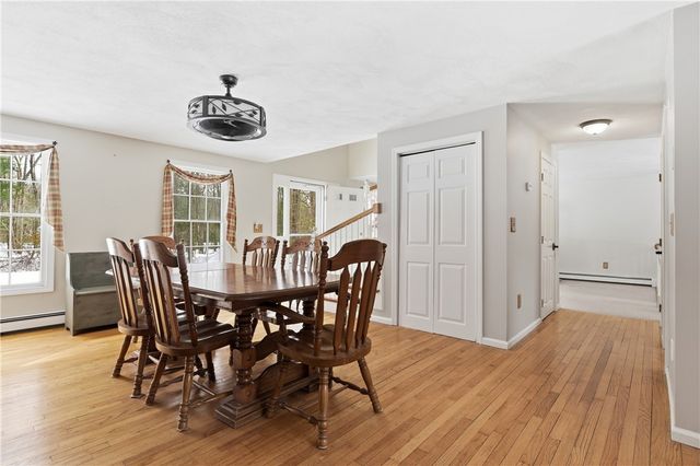 37 Anan Wade Road, Glocester, RI 02857