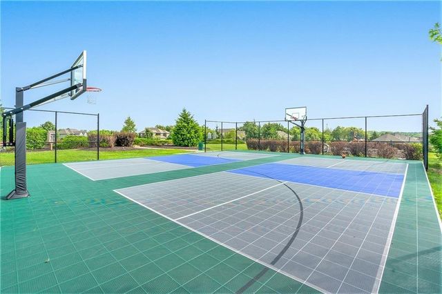 12231 S Solomon Road, Olathe, KS 66061