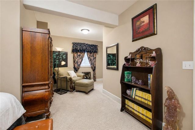 21431 W 112th Terrace, Olathe, KS 66061