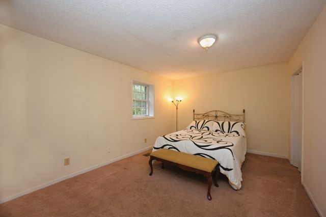 212 Nokes Dr, Hendersonville, TN 37075