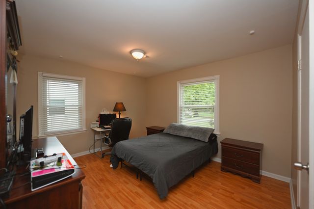 212 Nokes Dr, Hendersonville, TN 37075