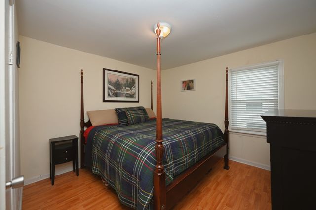 212 Nokes Dr, Hendersonville, TN 37075