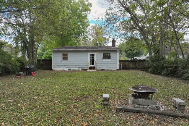 212 Nokes Dr, Hendersonville, TN 37075