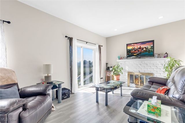 7511 Jeffries Avenue, Garfield Heights, OH 44105