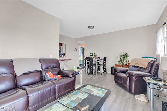 7511 Jeffries Avenue, Garfield Heights, OH 44105