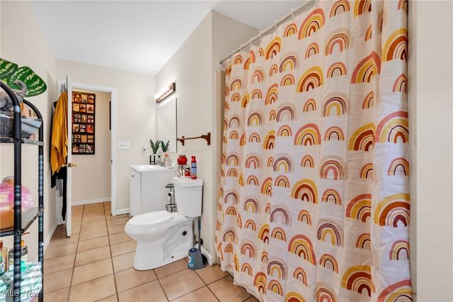 7511 Jeffries Avenue, Garfield Heights, OH 44105