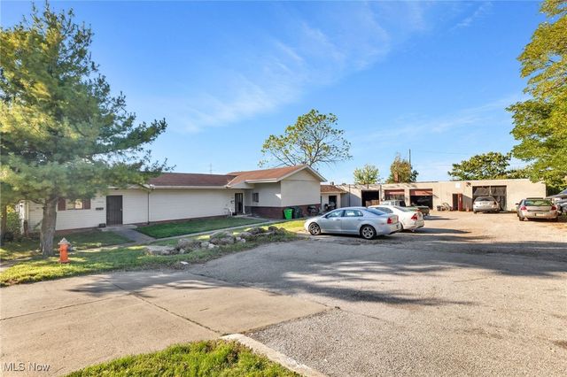 7511 Jeffries Avenue, Garfield Heights, OH 44105