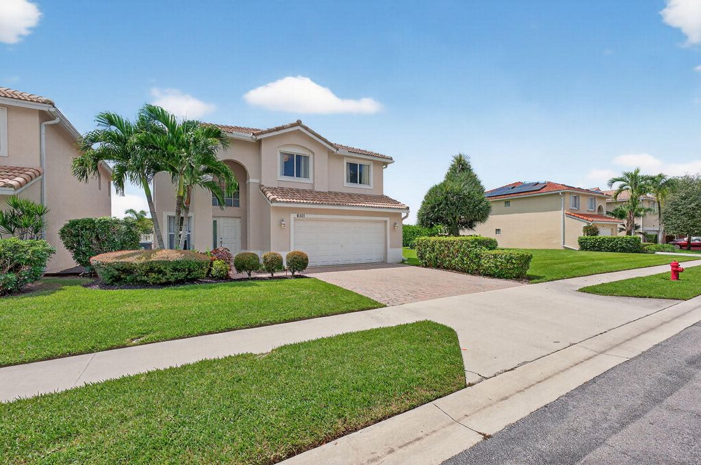 6101 Willoughby Circle, Lake Worth, FL 33463