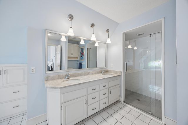 6565 Cherokee Trail W, Eden Prairie, MN 55344