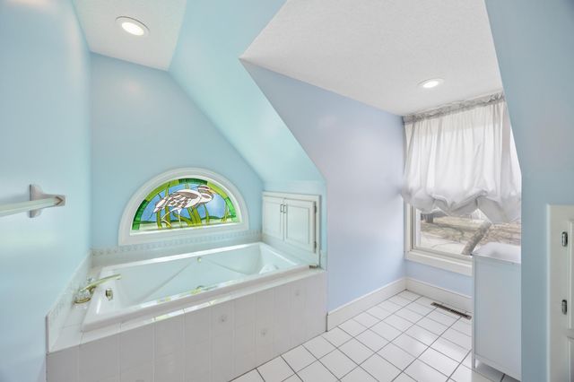 6565 Cherokee Trail W, Eden Prairie, MN 55344