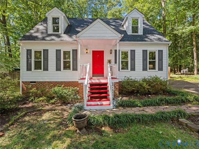 7307 Velvet Antler Dr, Midlothian, VA 23112