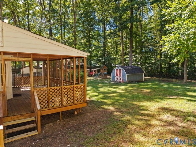 7307 Velvet Antler Dr, Midlothian, VA 23112