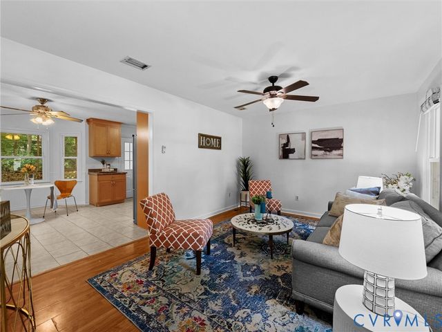 7307 Velvet Antler Dr, Midlothian, VA 23112