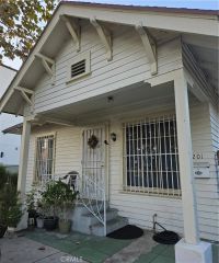 1201 Rolland Curtis, Los Angeles, CA 90037