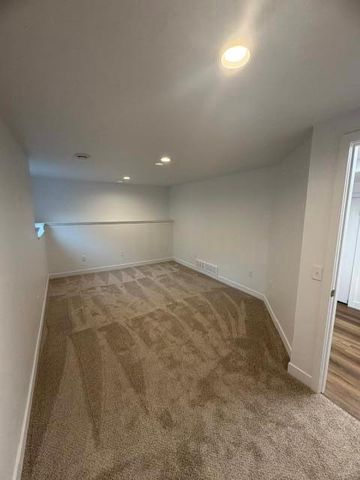 5802 Sauk Lane, Mcfarland, WI 53558