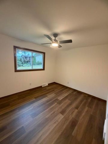 5802 Sauk Lane, Mcfarland, WI 53558