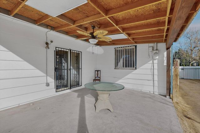 133 63rd Street NW, Albuquerque, NM 87105