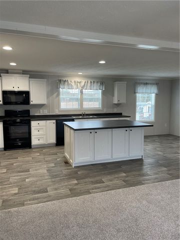 1322 Hidden Valley Drive, Robinson Twp, PA 15019