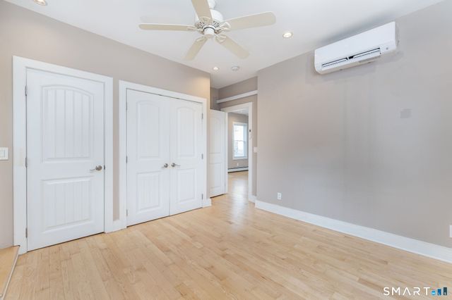 4 Elihu Street, Stonington, CT 06378