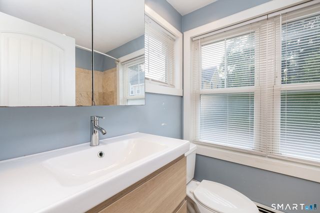 4 Elihu Street, Stonington, CT 06378