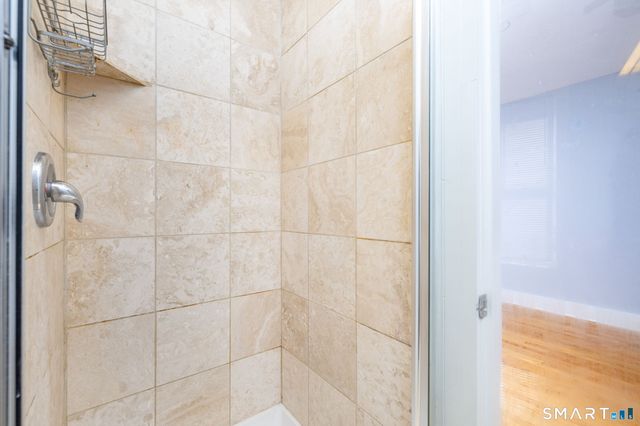 4 Elihu Street, Stonington, CT 06378