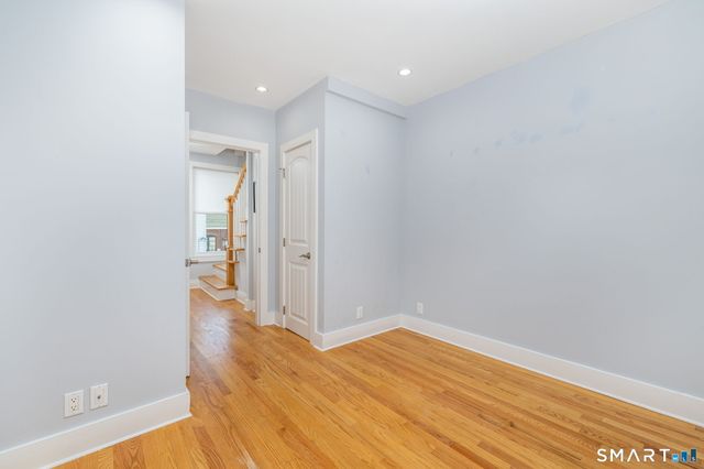 4 Elihu Street, Stonington, CT 06378
