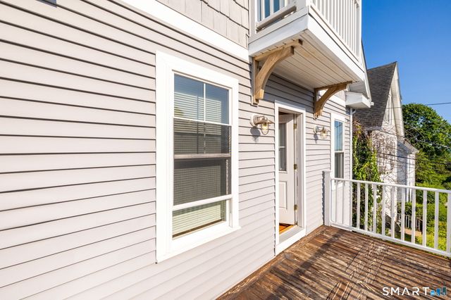 4 Elihu Street, Stonington, CT 06378