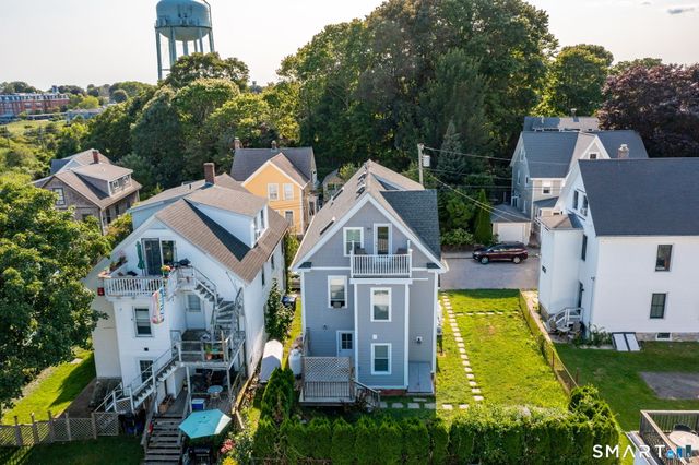 4 Elihu Street, Stonington, CT 06378