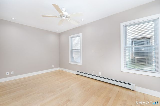 4 Elihu Street, Stonington, CT 06378
