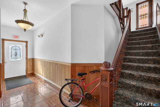 245 Edwards Street 2R, New Haven, CT 06511
