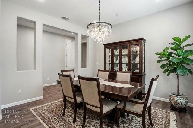 10032 Wagoner Way, Elk Grove, CA 95757