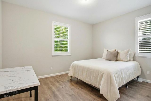 10032 Wagoner Way, Elk Grove, CA 95757