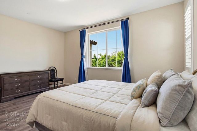 10032 Wagoner Way, Elk Grove, CA 95757