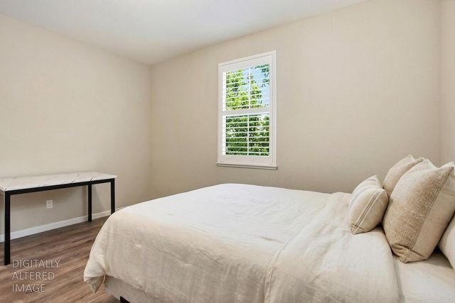 10032 Wagoner Way, Elk Grove, CA 95757