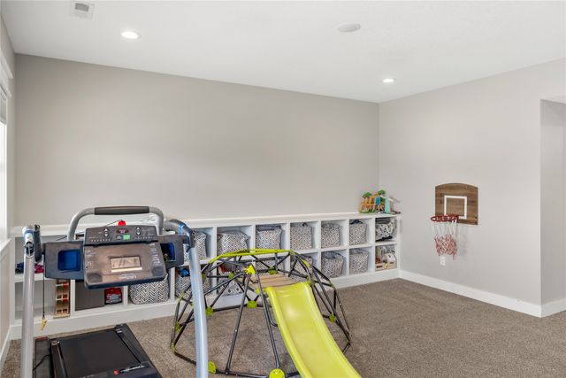 11515 NW 106th Avenue, Granger, IA 50109