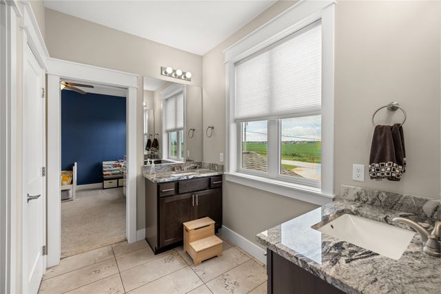 11515 NW 106th Avenue, Granger, IA 50109