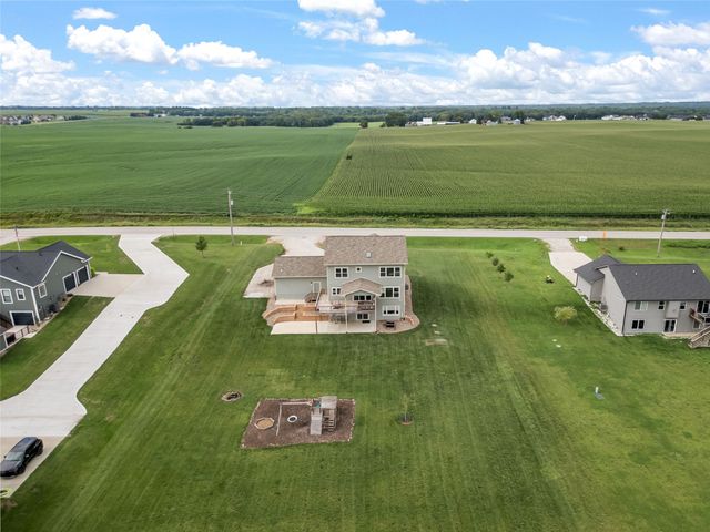 11515 NW 106th Avenue, Granger, IA 50109
