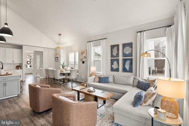 2760 COCKSPUR LN, Dumfries, VA 22026