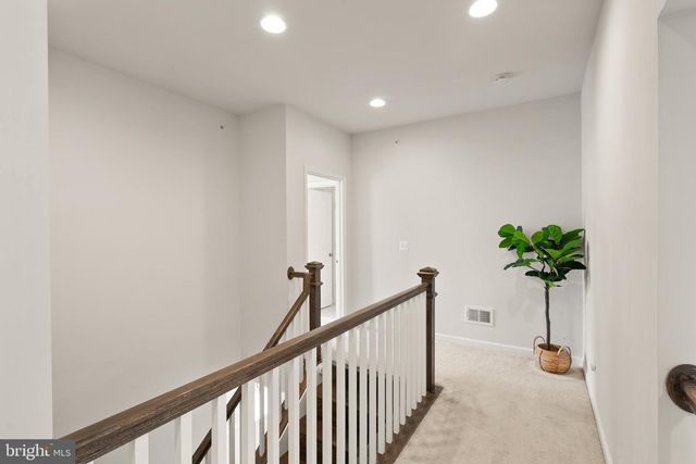 2760 COCKSPUR LN, Dumfries, VA 22026