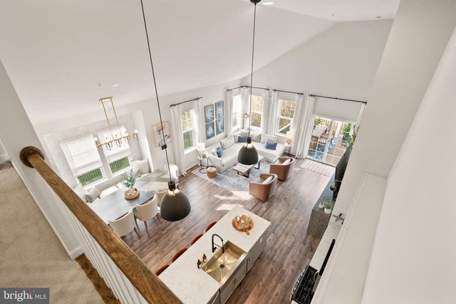 2760 COCKSPUR LN, Dumfries, VA 22026