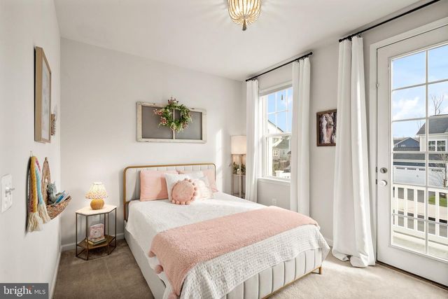 2760 COCKSPUR LN, Dumfries, VA 22026