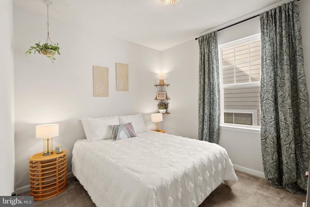 2760 COCKSPUR LN, Dumfries, VA 22026