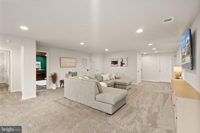 2760 COCKSPUR LN, Dumfries, VA 22026