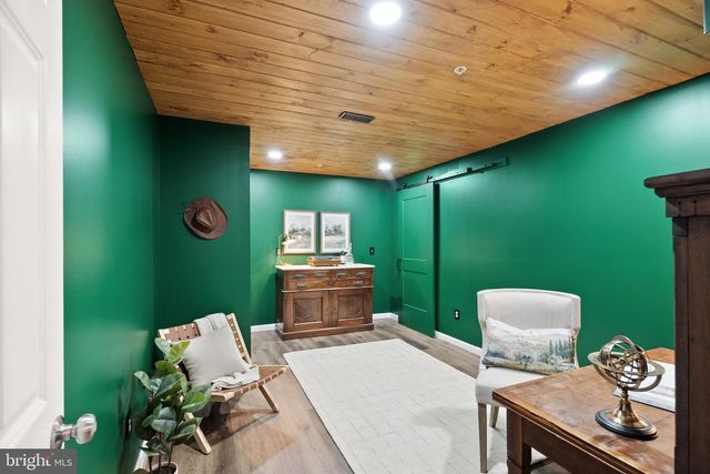 2760 COCKSPUR LN, Dumfries, VA 22026