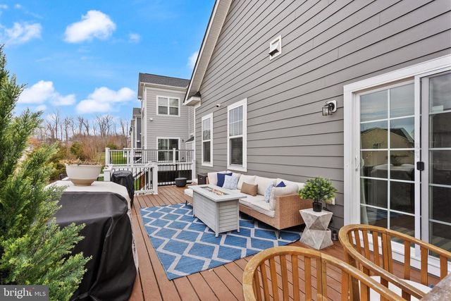 2760 COCKSPUR LN, Dumfries, VA 22026