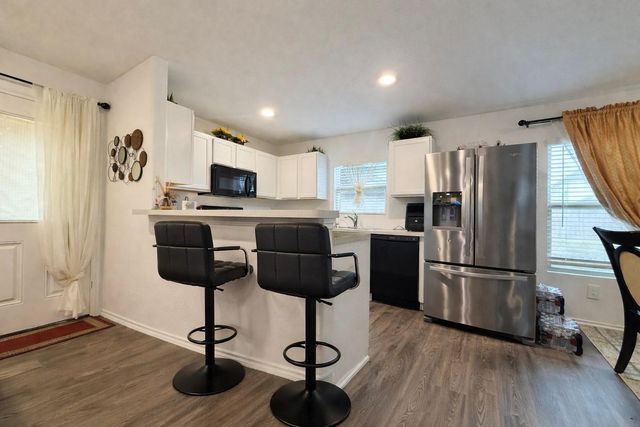 5423 Rosser Ruby Way, Brookshire, TX 77423