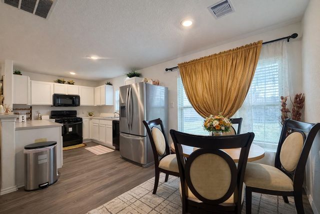 5423 Rosser Ruby Way, Brookshire, TX 77423