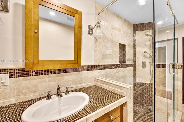 6630 SW 102nd St 6630, Pinecrest, FL 33156